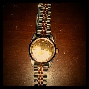 Women's Geneva wrist watch